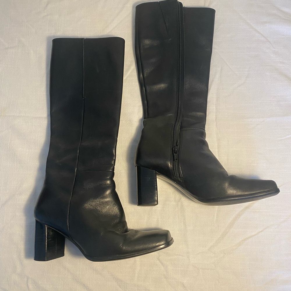 🖤 Nine West "Robert Sono" Tall Black Leather Boots – Size 5.5M